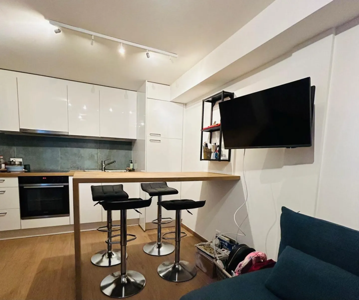 Appartamento 2.5 stanze - Foto 1 di 7