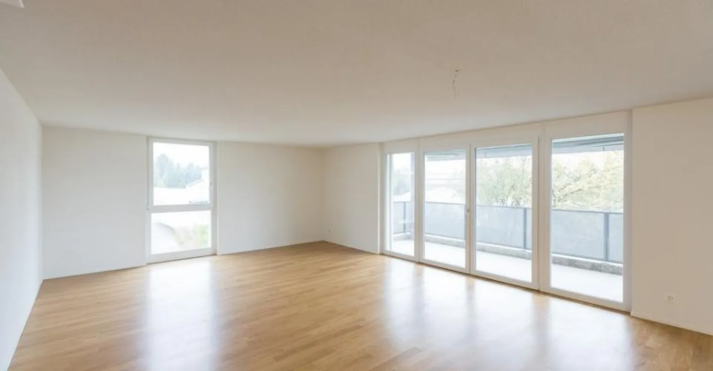 Moderne 2.5-Zimmerwohnung - Foto 2 von 7