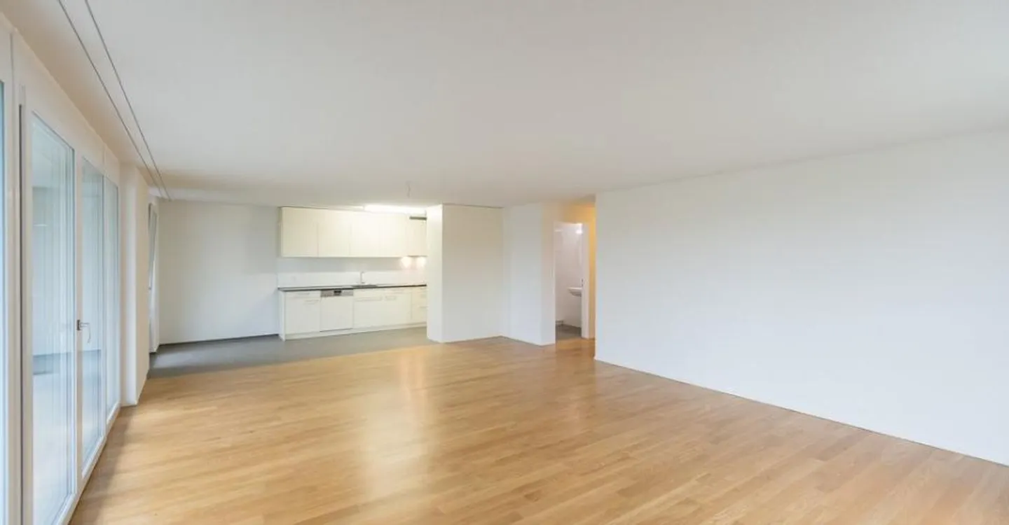 Moderne 2.5-Zimmerwohnung - Foto 3 von 7