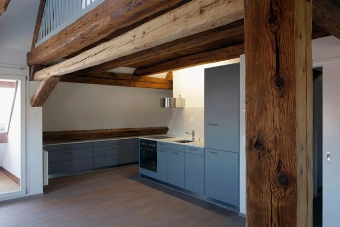 Charming modern loft apartment with balcony in the old town - Photo 4 of 11