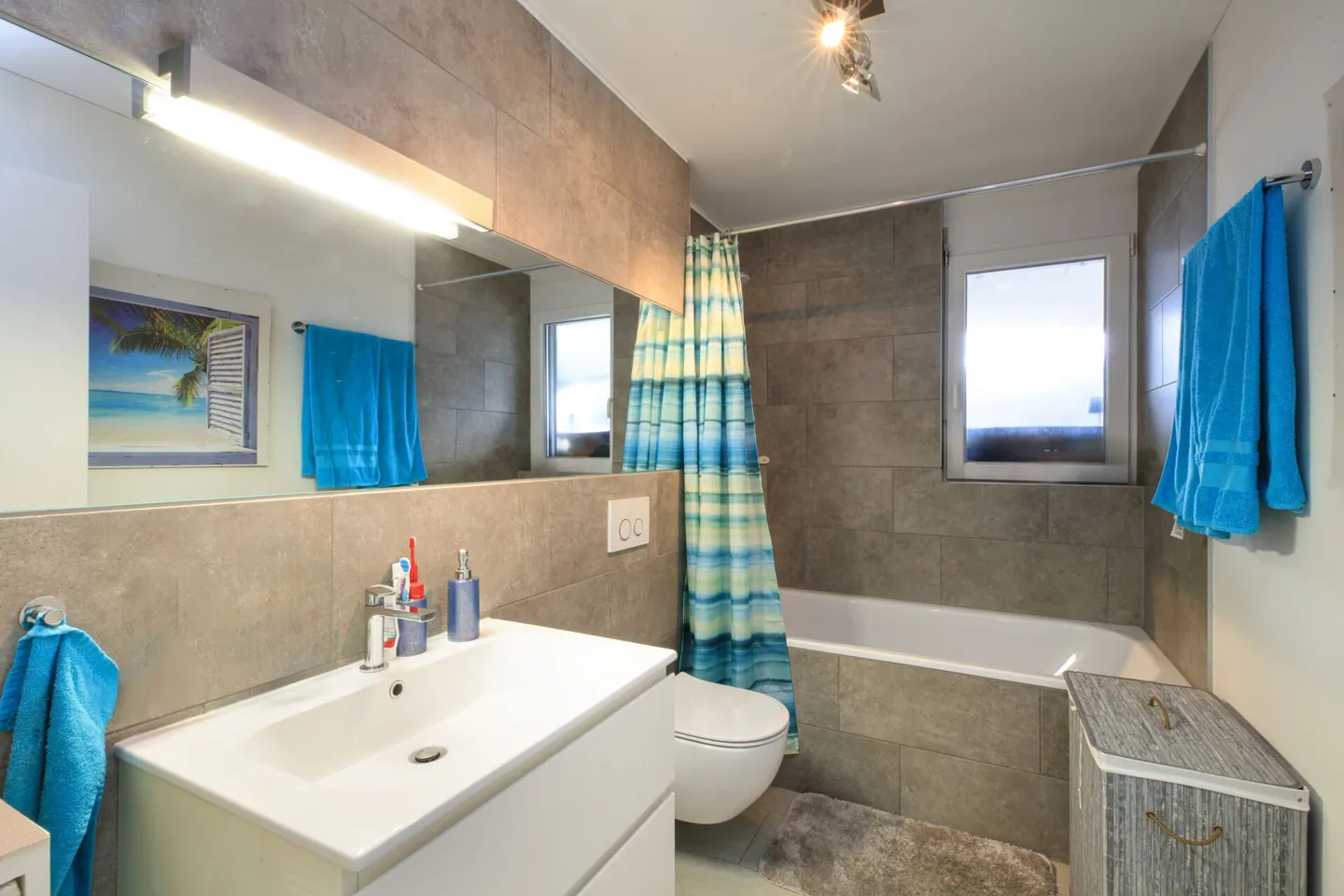 LOSONE - Appartement moderne au dernier étage - Photo 8 sur 11