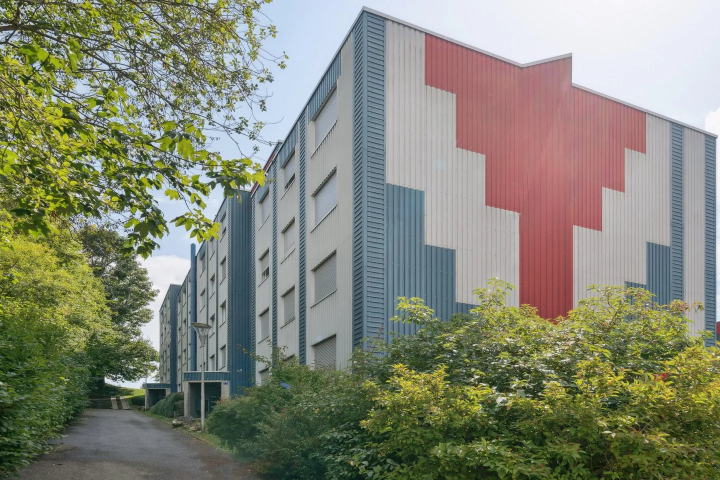 Bell'appartamento di 4.5 locali situato a La Chaux-de-Fonds - *Nessuna cauzione richiesta* - Foto 1 di 13