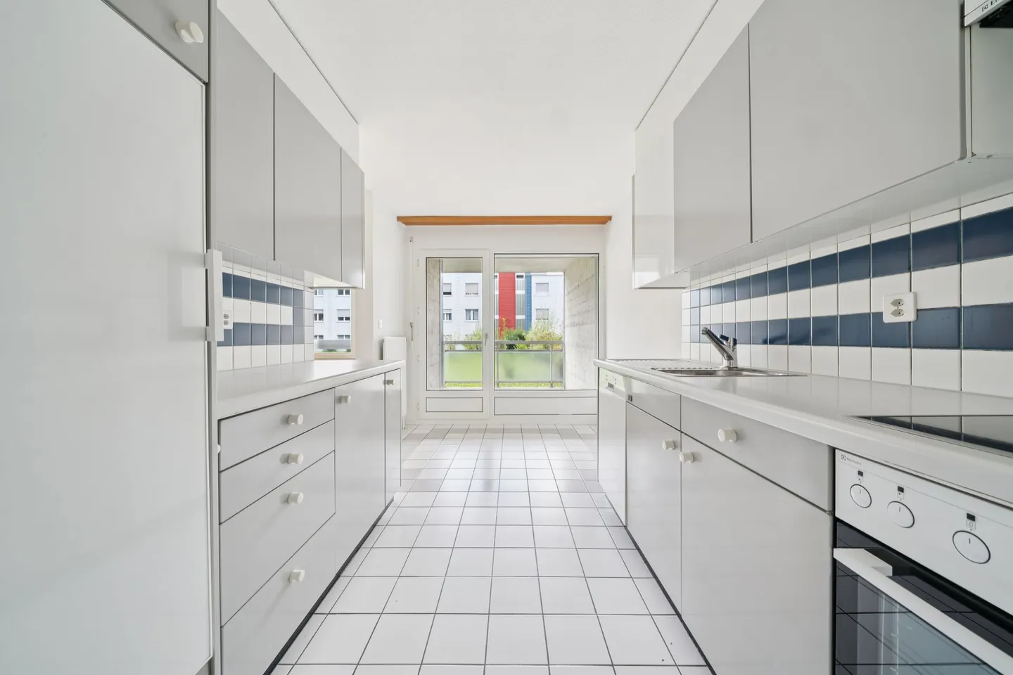 Bell'appartamento di 4.5 locali situato a La Chaux-de-Fonds - *Nessuna cauzione richiesta* - Foto 5 di 13