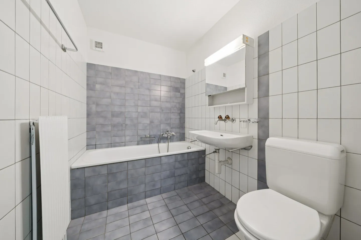 Bell'appartamento di 4.5 locali situato a La Chaux-de-Fonds - *Nessuna cauzione richiesta* - Foto 6 di 13