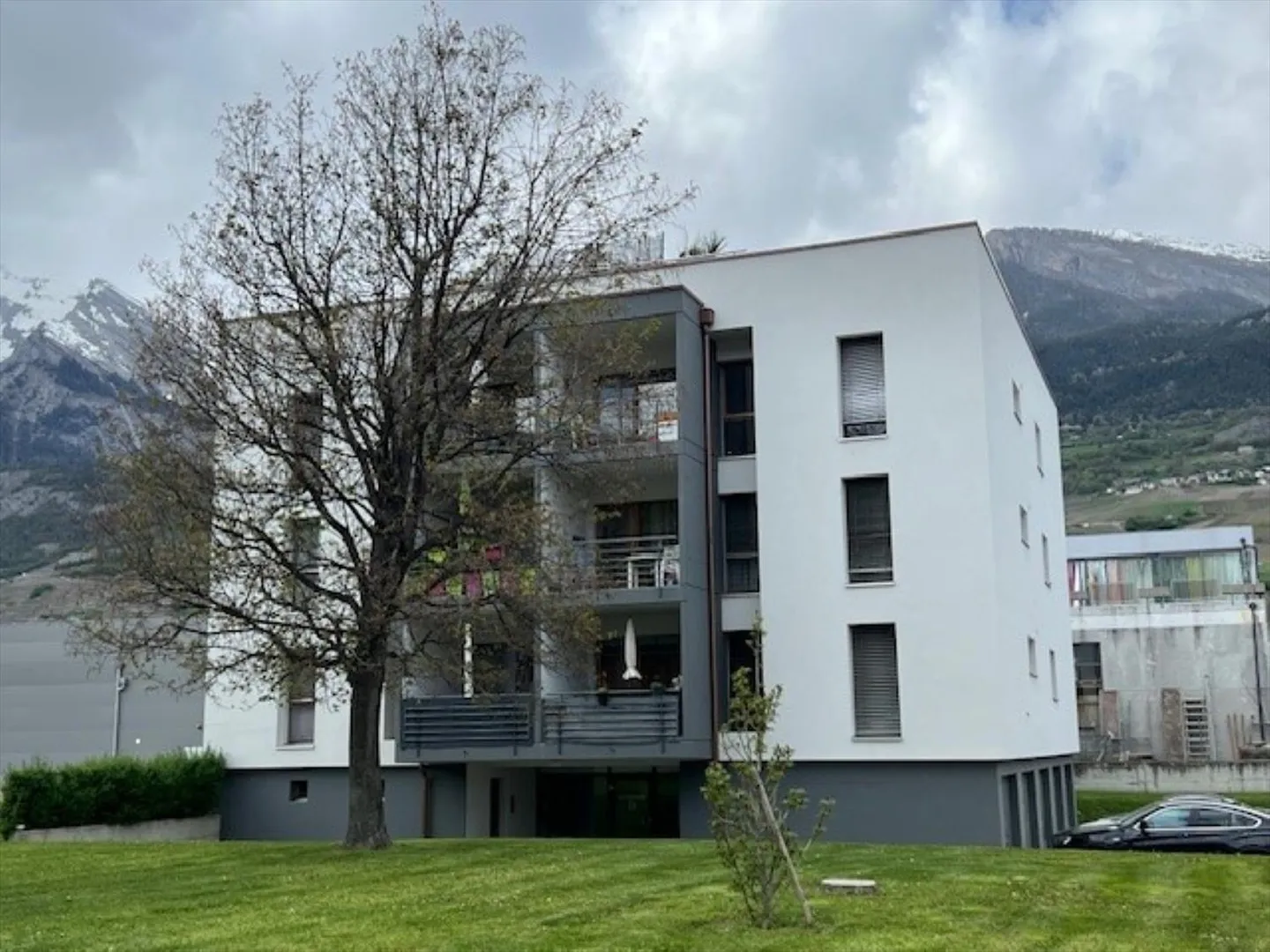 Appartamento 4 locali - Foto 1 di 7