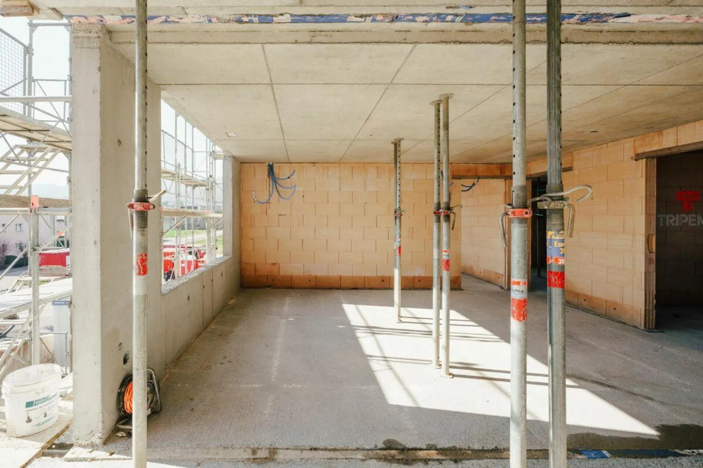 FISSA UN APPUNTAMENTO PER UNA VISITA NON VINCOLANTE DELLA COSTRUZIONE! - Foto 9 di 11