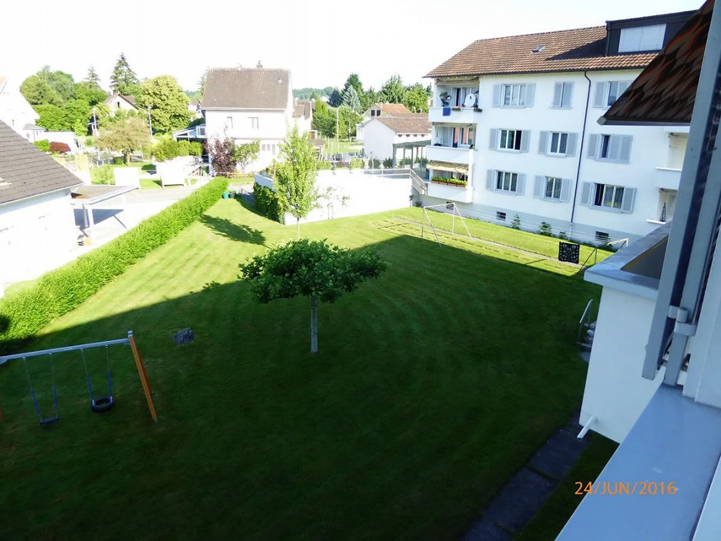 Appartement 2 pièces lumineux, ensoleillé et calme avec vue sur la verdure - Photo 3 sur 7