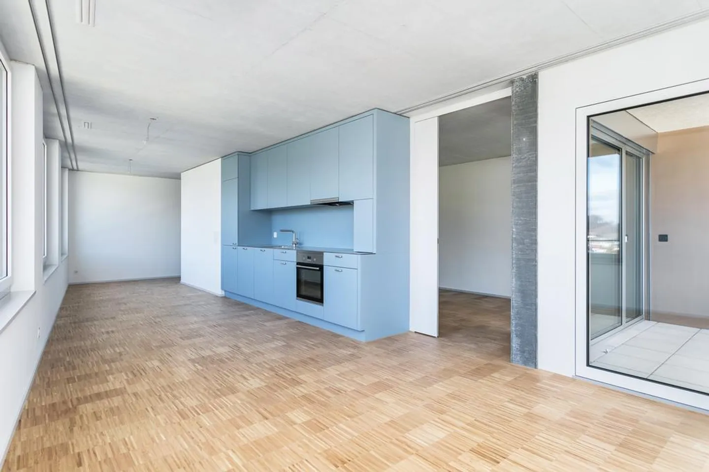 Vita moderna in un grattacielo in posizione privilegiata - Foto 3 di 11