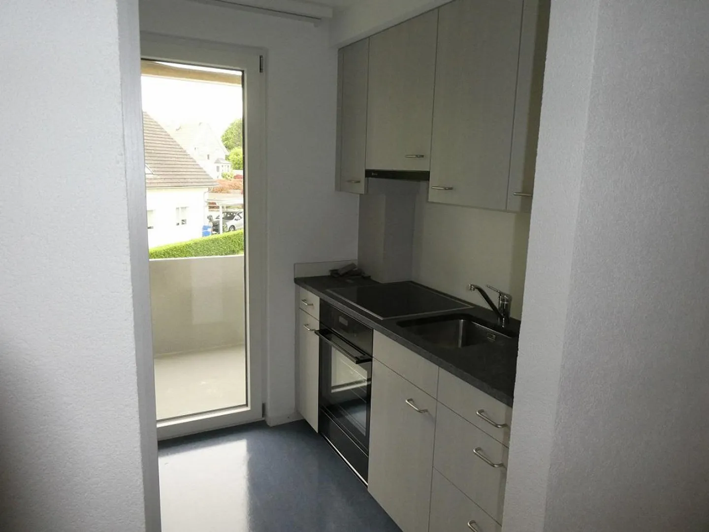 Appartement 2 pièces lumineux, ensoleillé et calme avec vue sur la verdure - Photo 7 sur 7