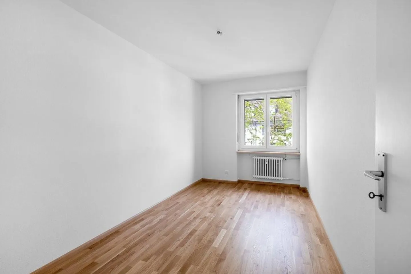Spacious apartment in a central location directly at the train station - Photo 6 of 9
