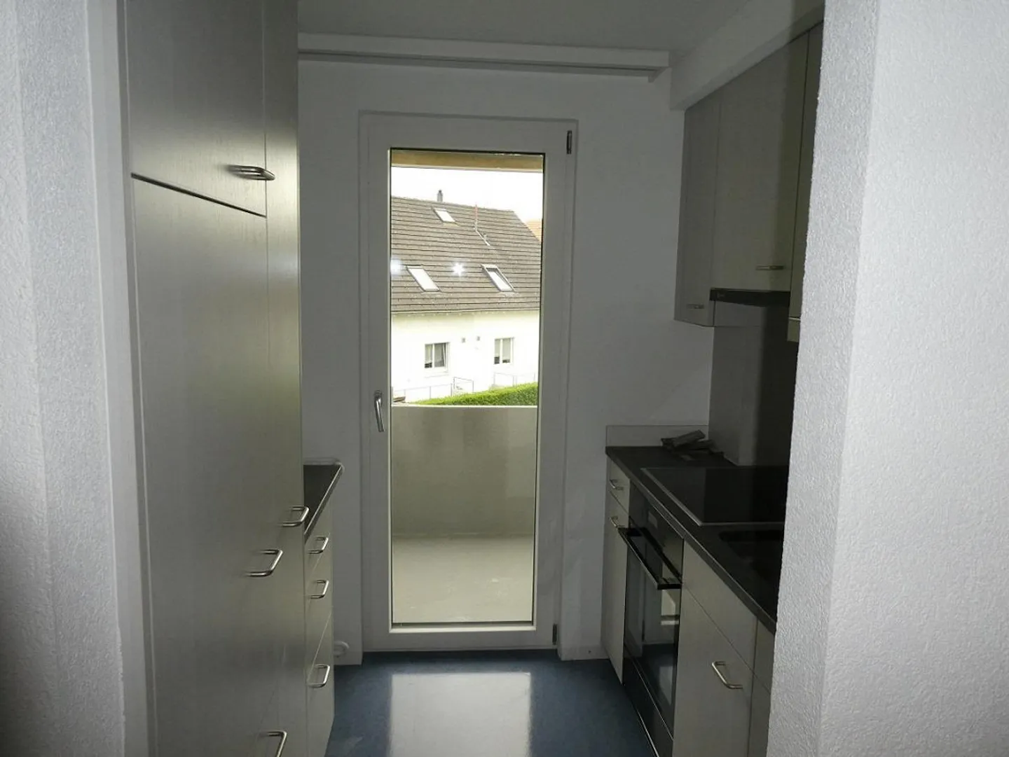 Appartement 2 pièces lumineux, ensoleillé et calme avec vue sur la verdure - Photo 6 sur 7