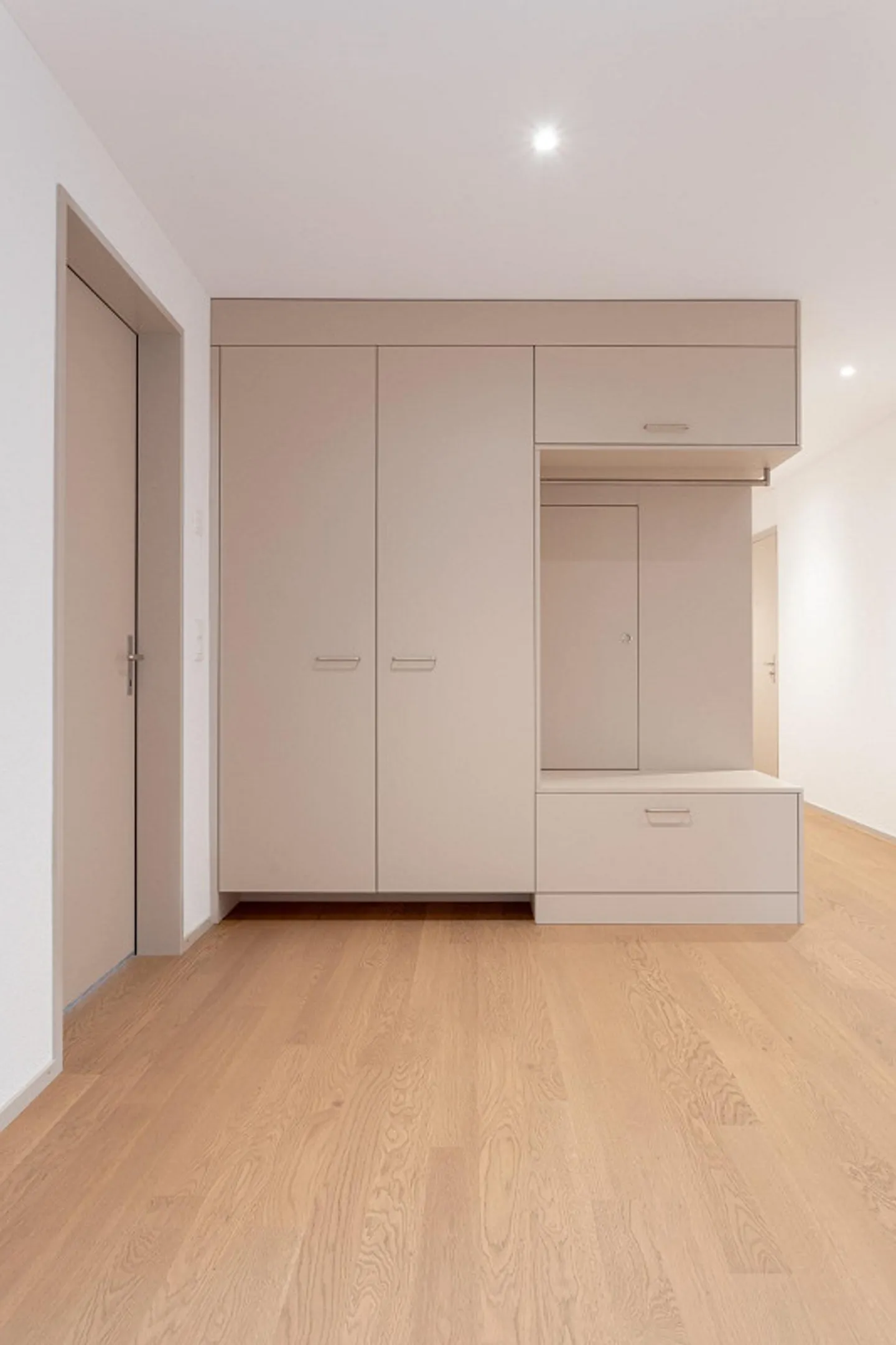 Appartamento mansardato di 4,5 stanze con grande soffitta - Foto 7 di 8