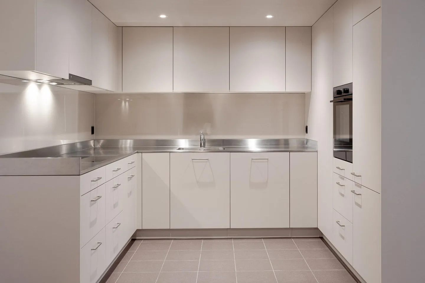 Appartamento mansardato di 4,5 stanze con grande soffitta - Foto 8 di 8