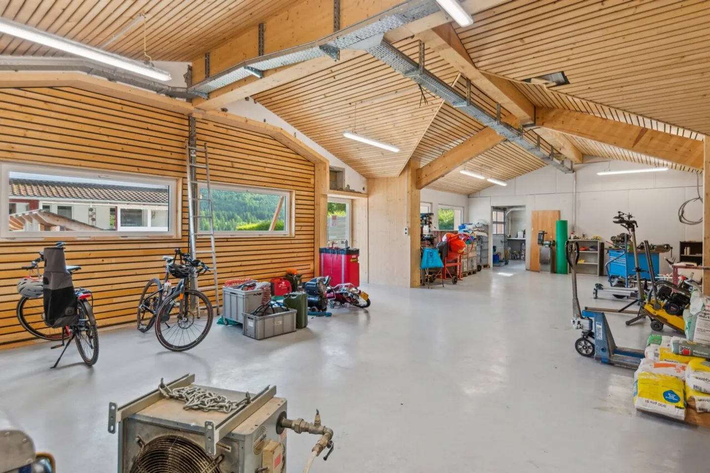 Excellente opportunité, maison à terminer, grand potentiel - Photo 14 sur 17