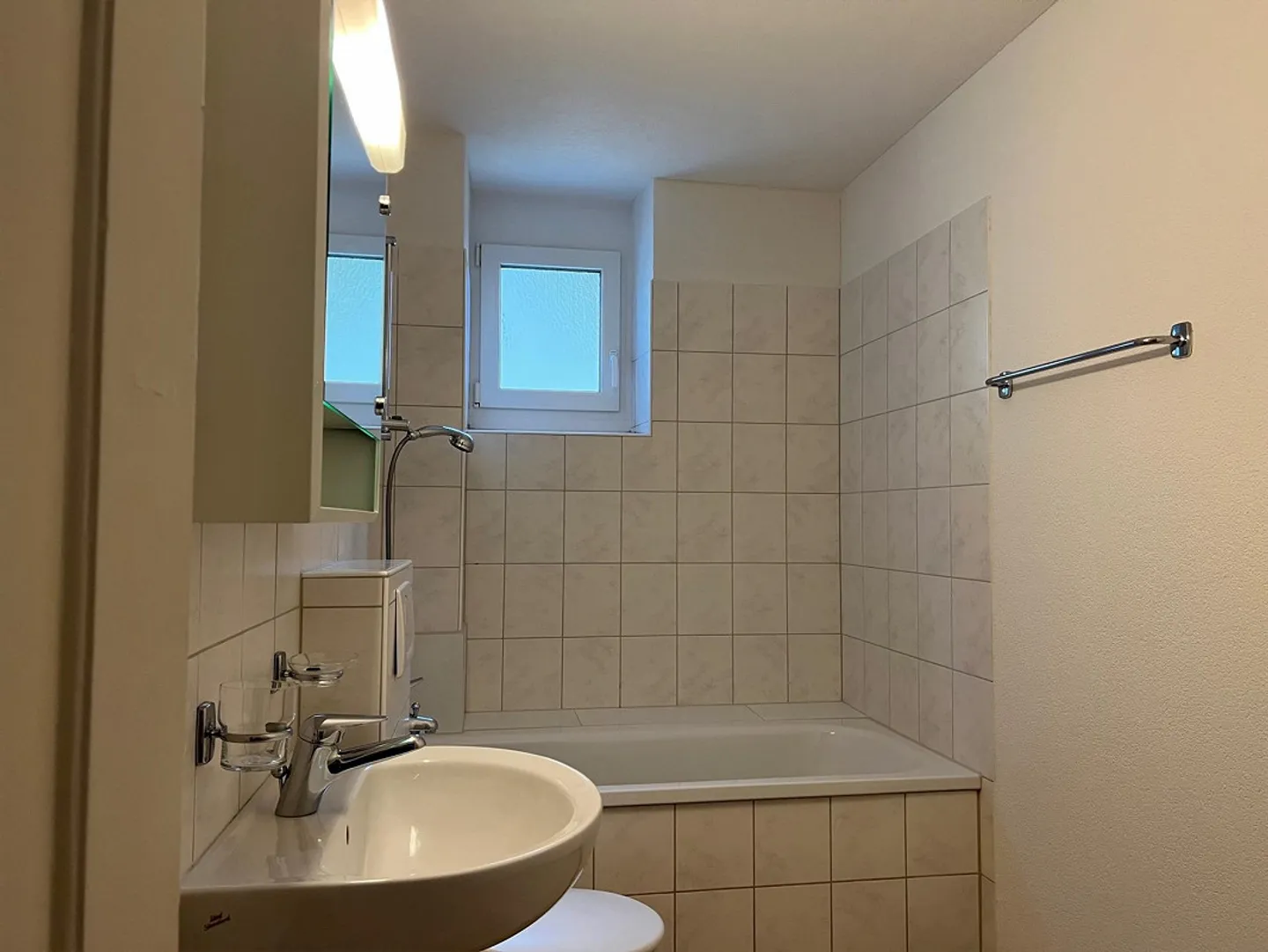 3.5-Room Apartment in a Convenient Location - Photo 8 of 8