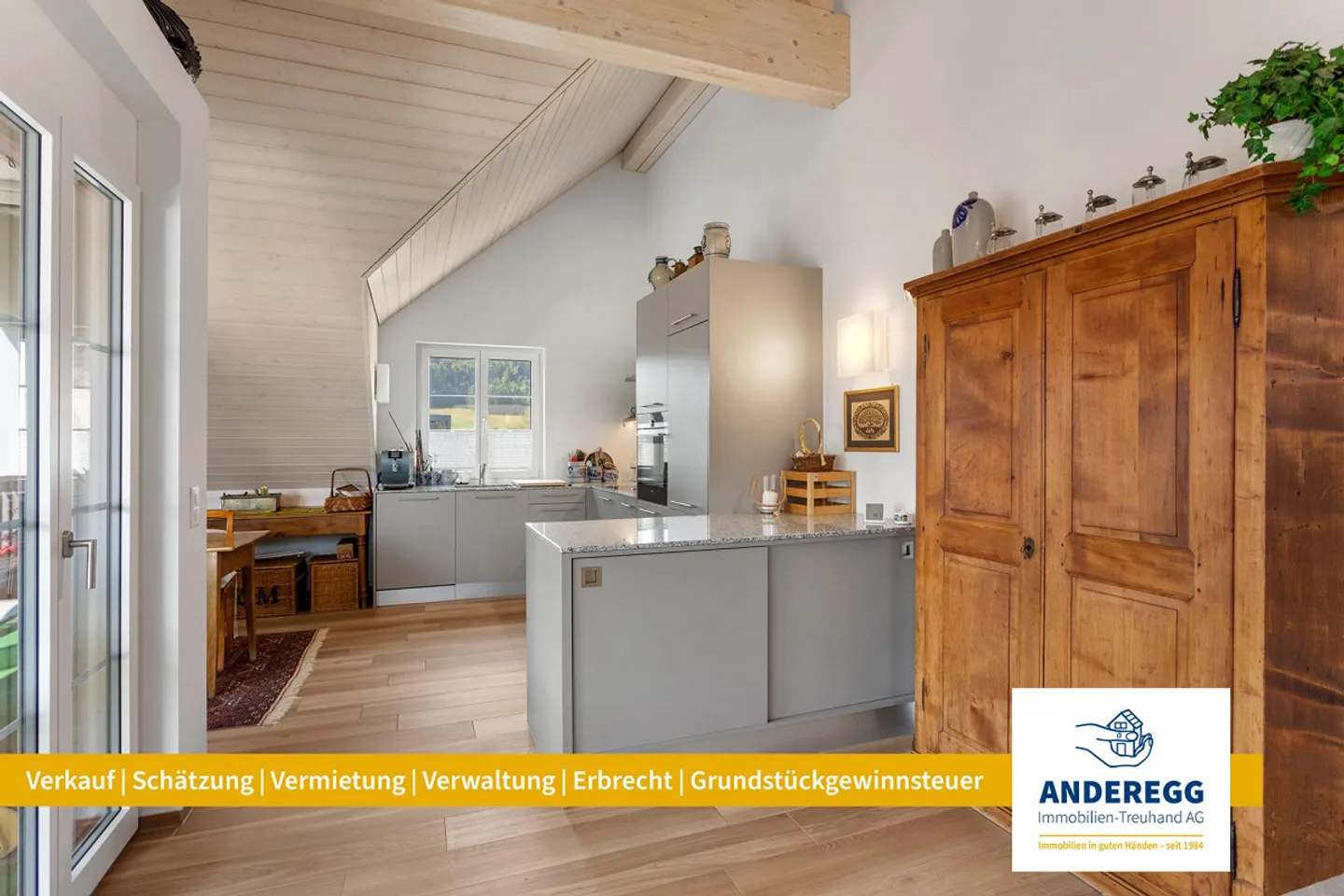 Appartement en penthouse neuf avec loggia - vivre au centre de Weisslingen - Photo 1 sur 13