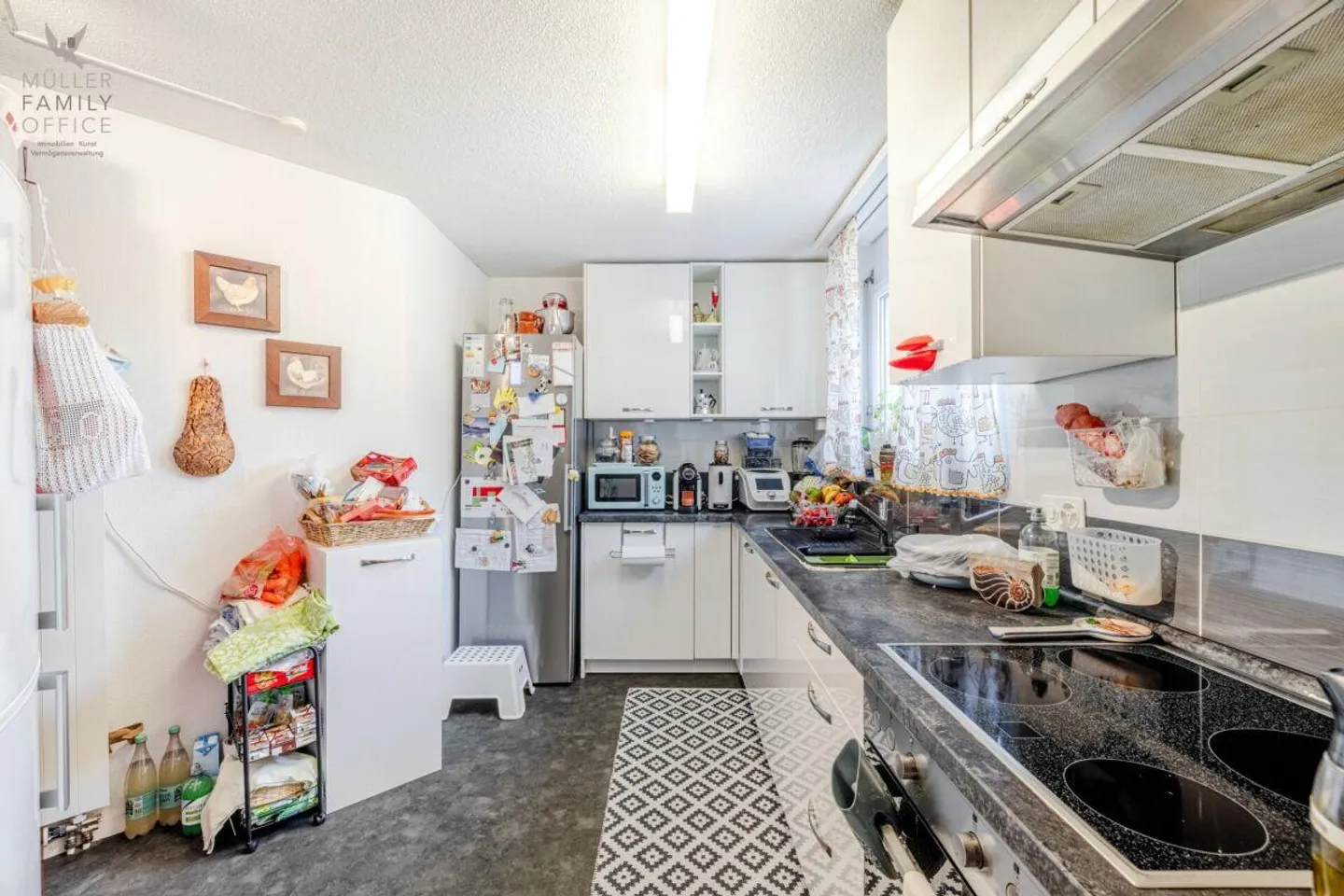 Light-flooded 4 1/2 room attic maisonette apartment close to nature and best infrastructure - Photo 7 of 13