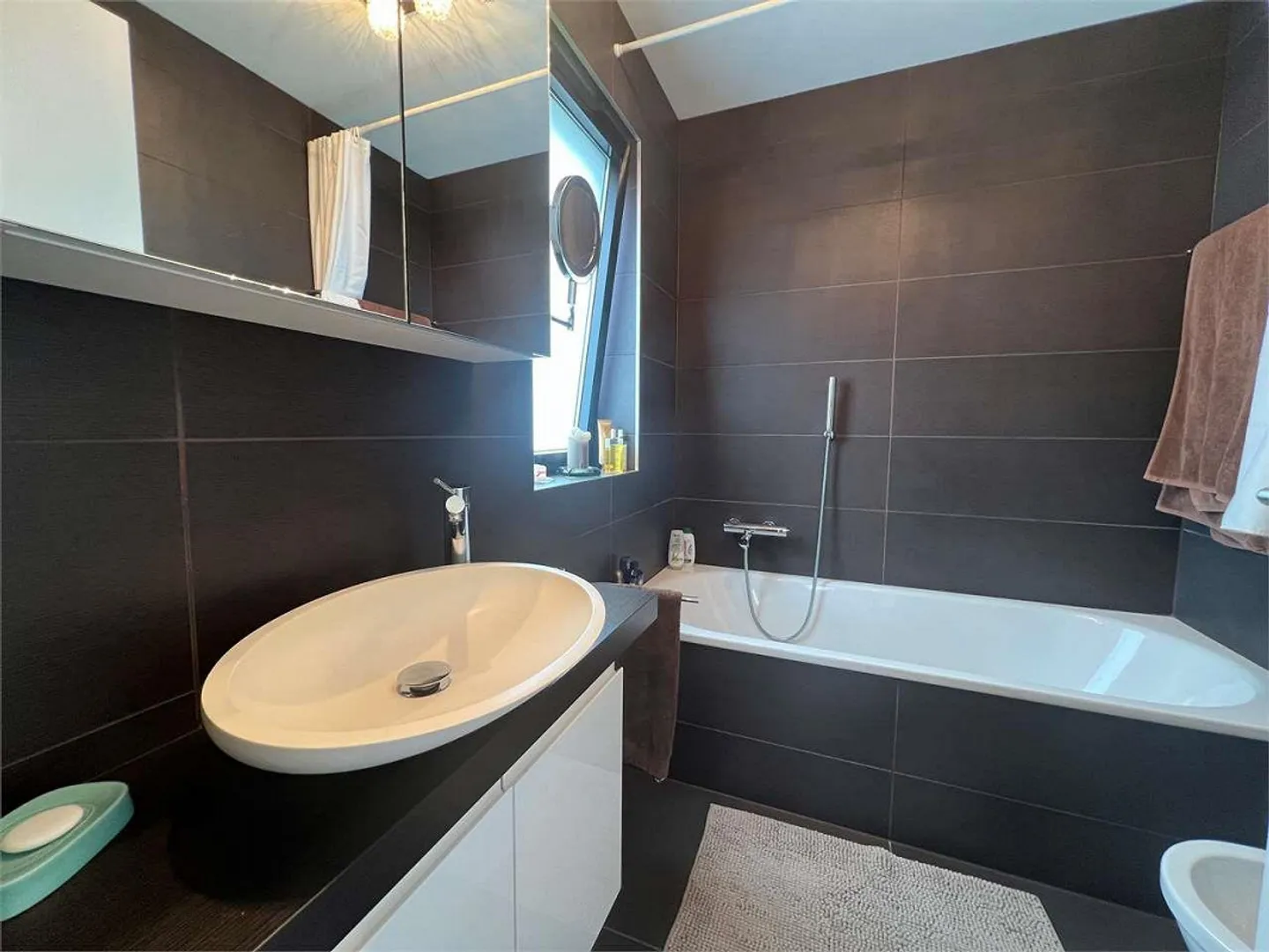 Davesco, 4.5 con giardino privato e Jacuzzi - Foto 7 di 10