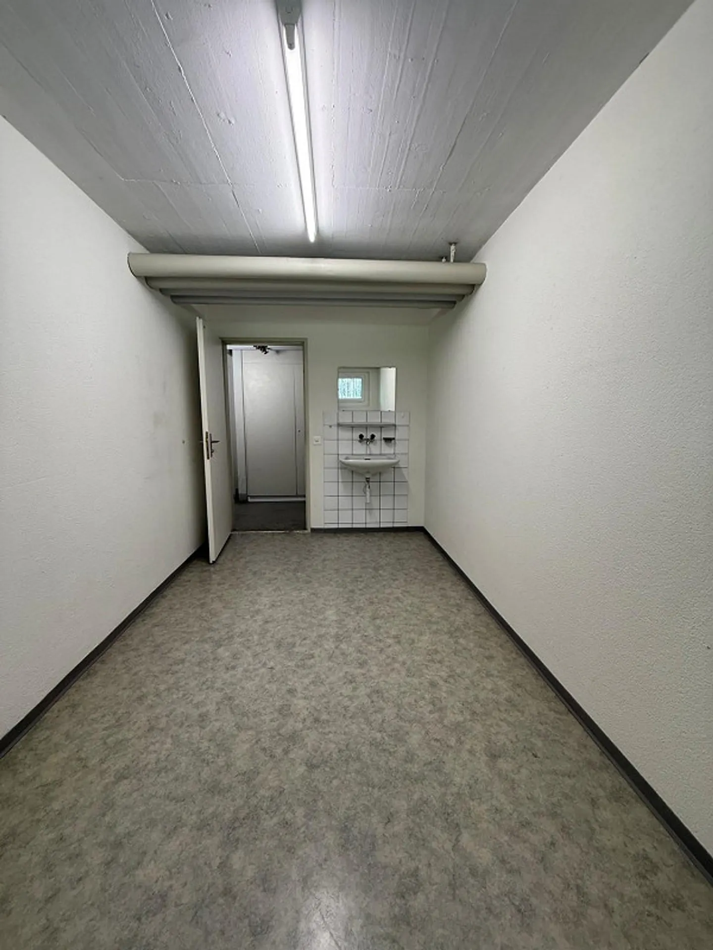 Stanza hobby in una posizione centrale a Wallisellen - Foto 1 di 2
