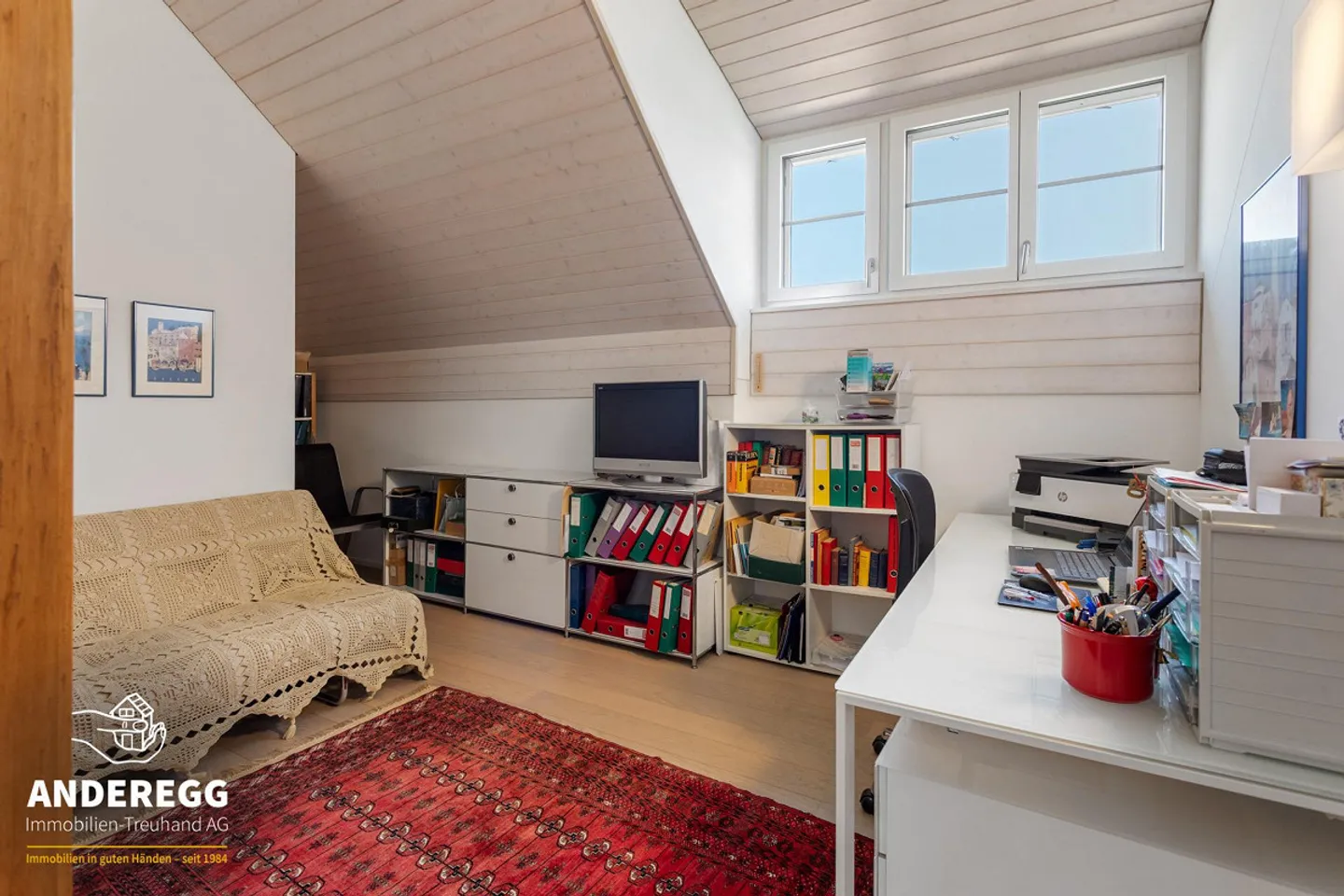 Appartement en penthouse neuf avec loggia - vivre au centre de Weisslingen - Photo 9 sur 13