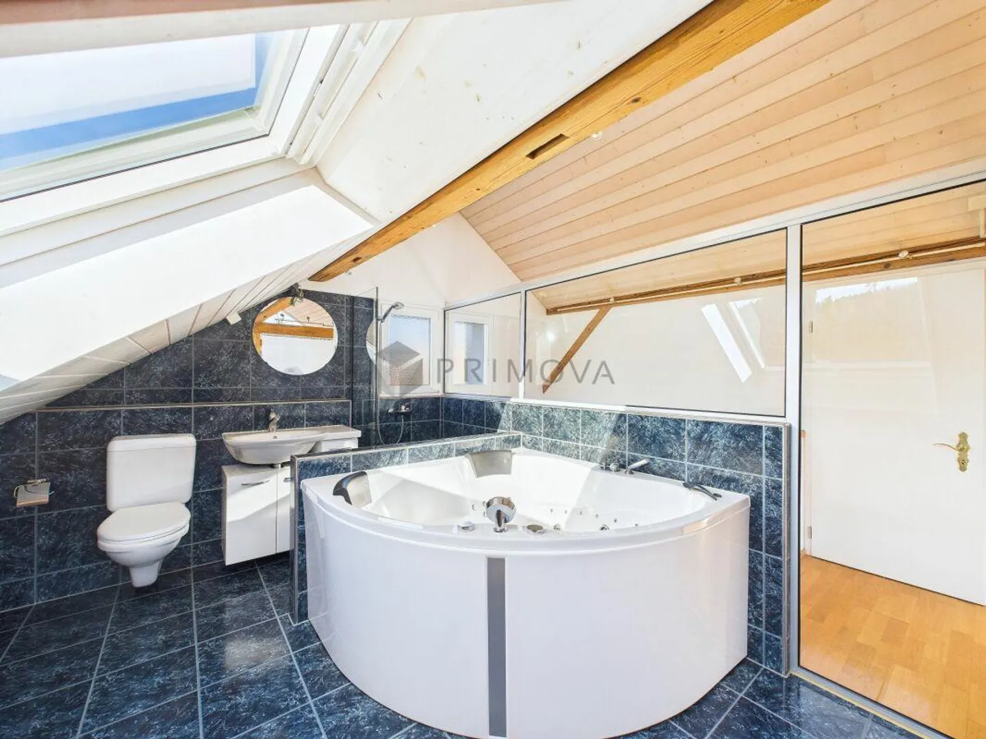 Bien d'investissement avec un espace et une liberté de conception inhabituellement grands - Photo 15 sur 16