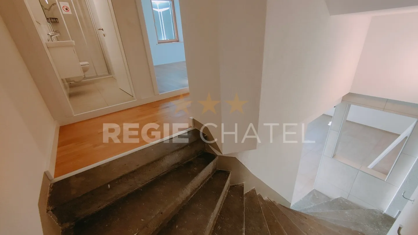 Appartamento duplex di 4 stanze al piano terra - Foto 8 di 20