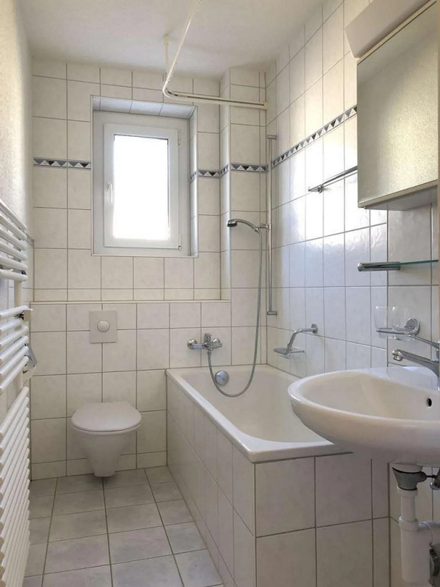 Vita centrale con ampio parco privato - Foto 3 di 7