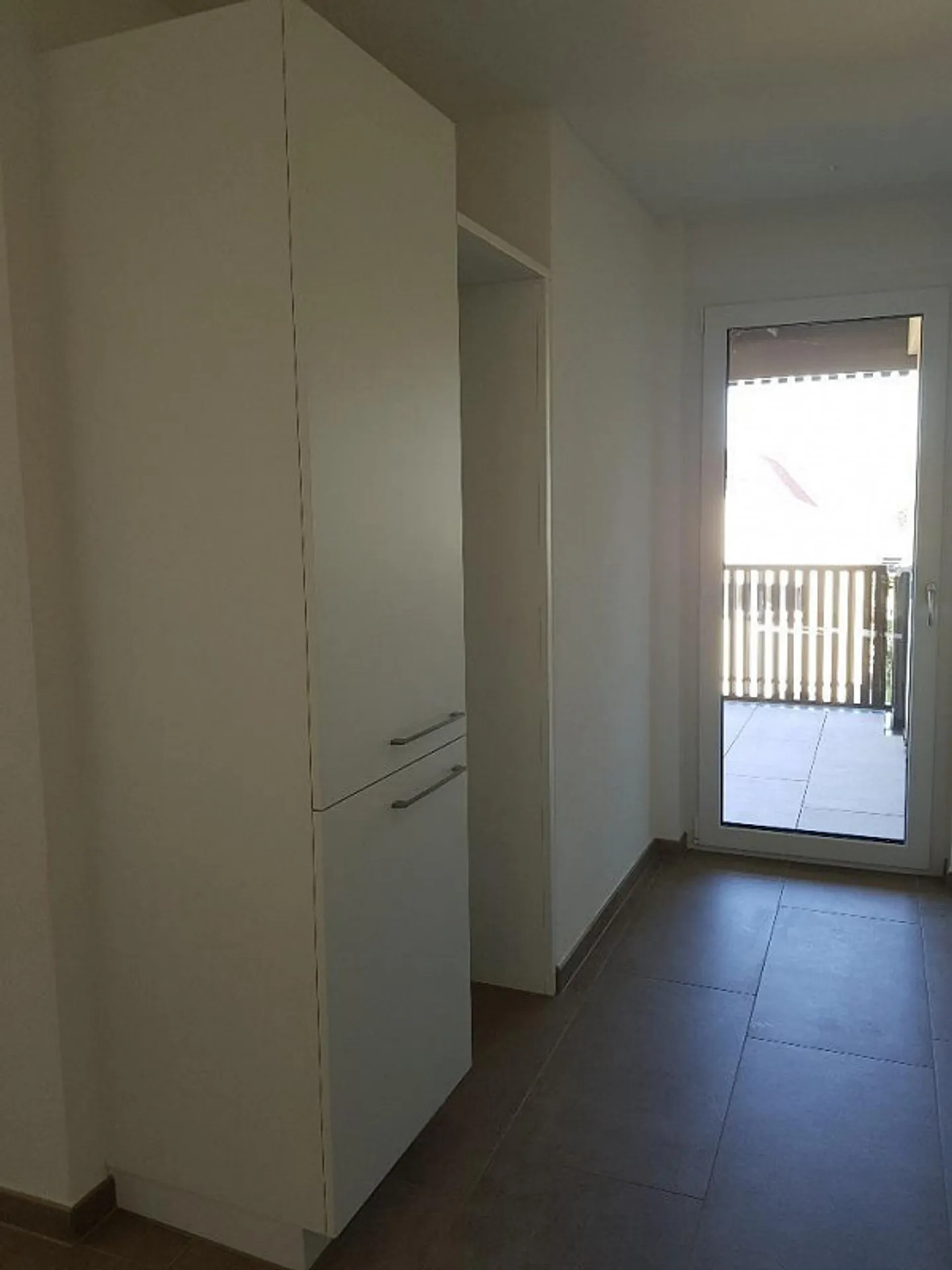 Modern 2.5-room apartment with large garden terrace - Photo 4 of 8