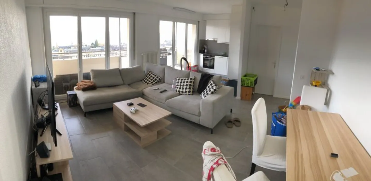 01582 - Appartamento 2 locali - Rue Ed.-de-Reynier 22 - NEUCHATEL - Foto 2 di 4