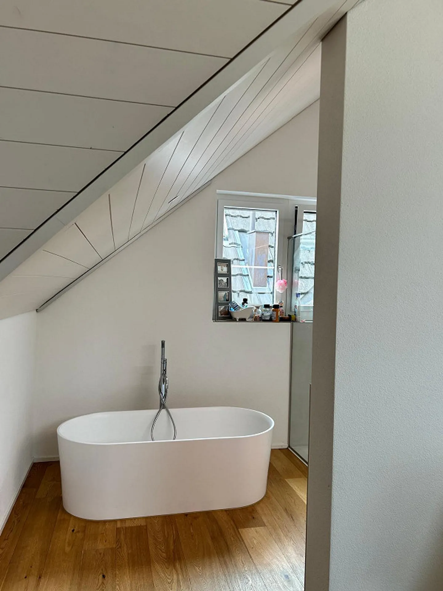 Unique Opportunity - 5.5 Room Penthouse with Lake View - Photo 3 of 9