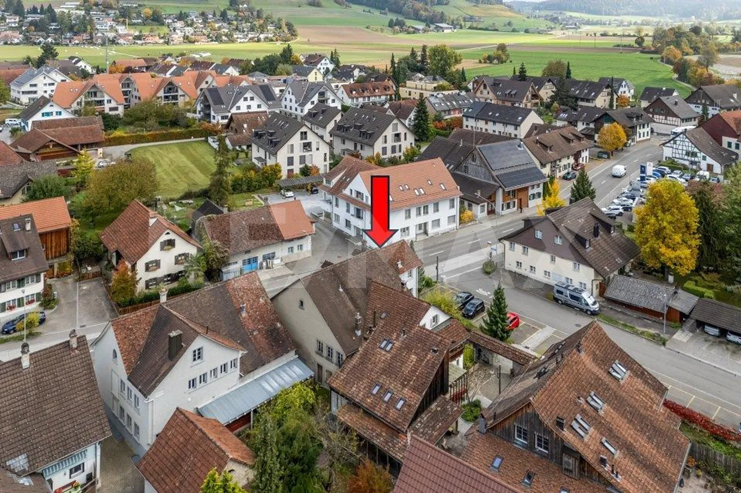 Casa di 3 famiglie affittata con fienile e potenziale di espansione - Foto 2 di 13