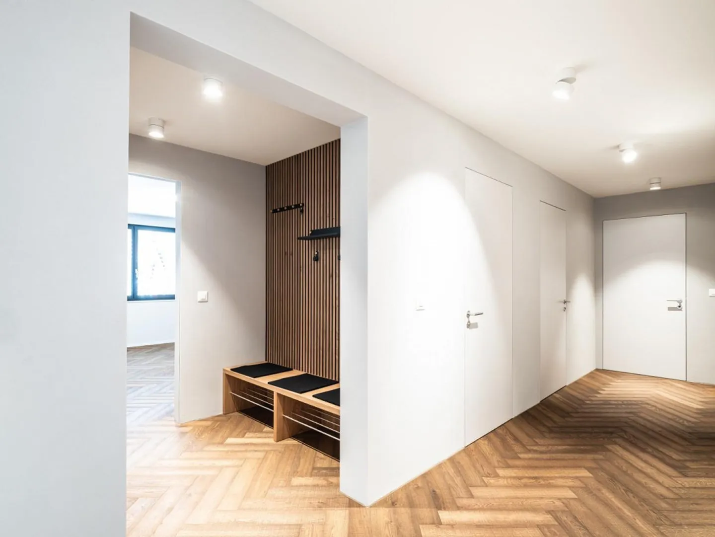 Appartement exclusif de 3,5 pièces dans un immeuble neuf - 90 m2 (images d'exemple) - Photo 13 sur 15