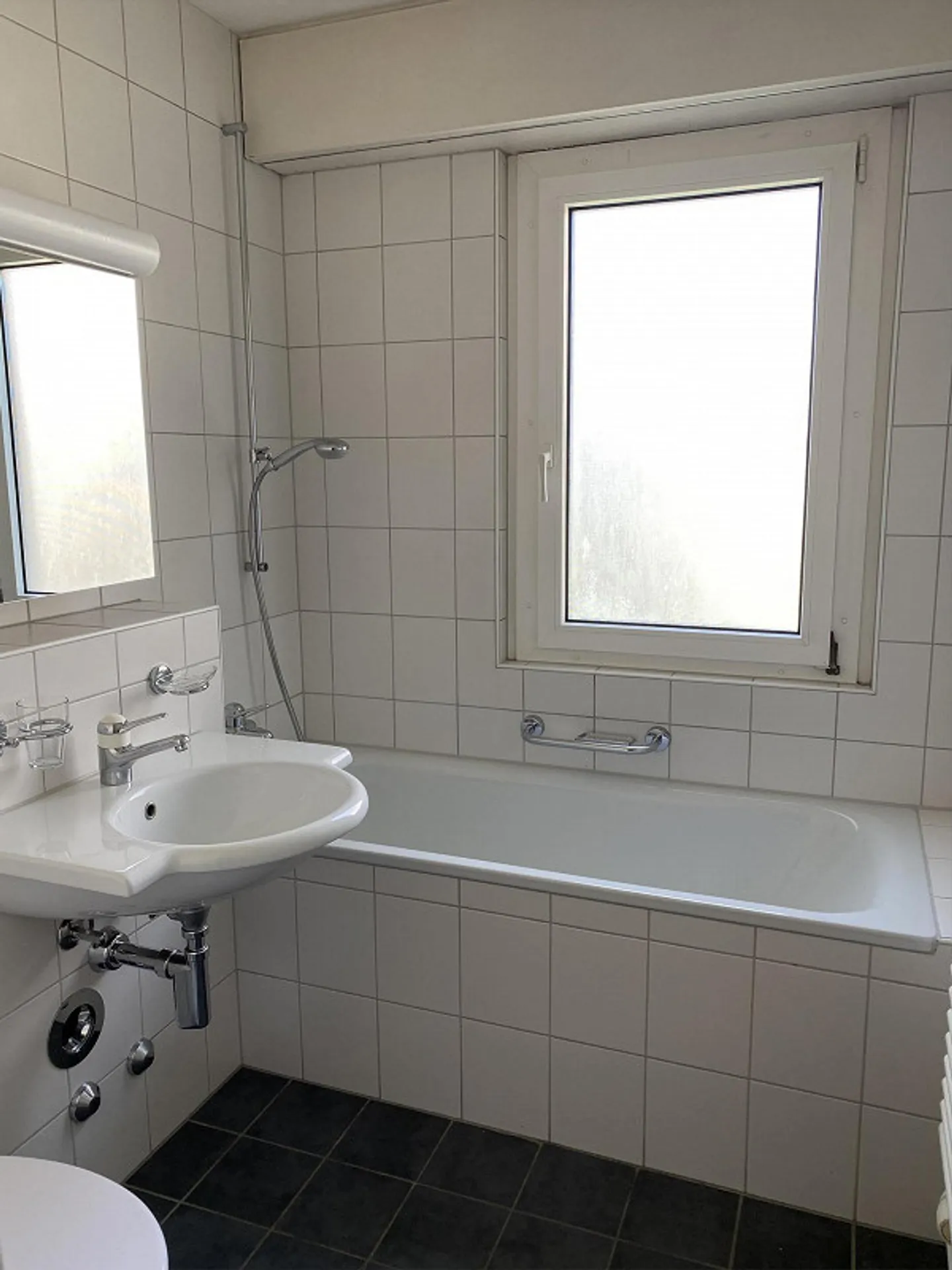 Geräumige Wohnung in zentraler Lage - Foto 4 von 6