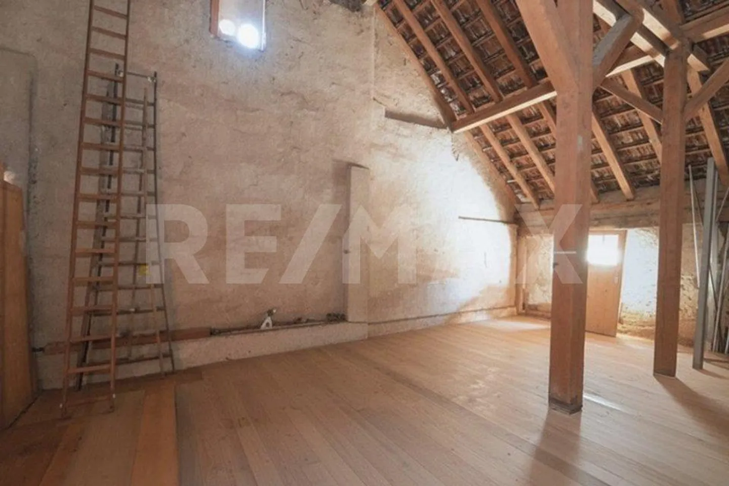 Casa di 3 famiglie affittata con fienile e potenziale di espansione - Foto 11 di 13