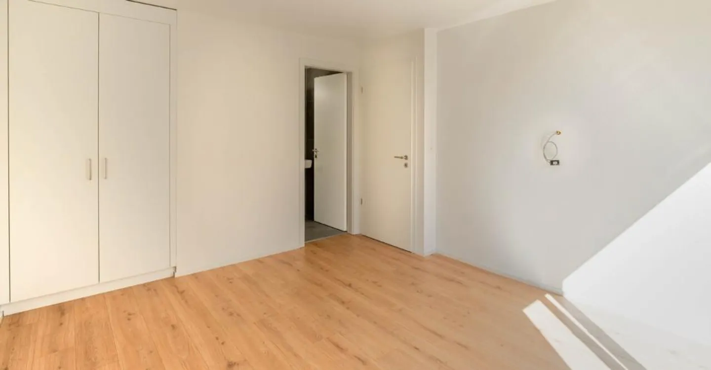 Appartement moderne avec jardin privé - Photo 5 sur 7