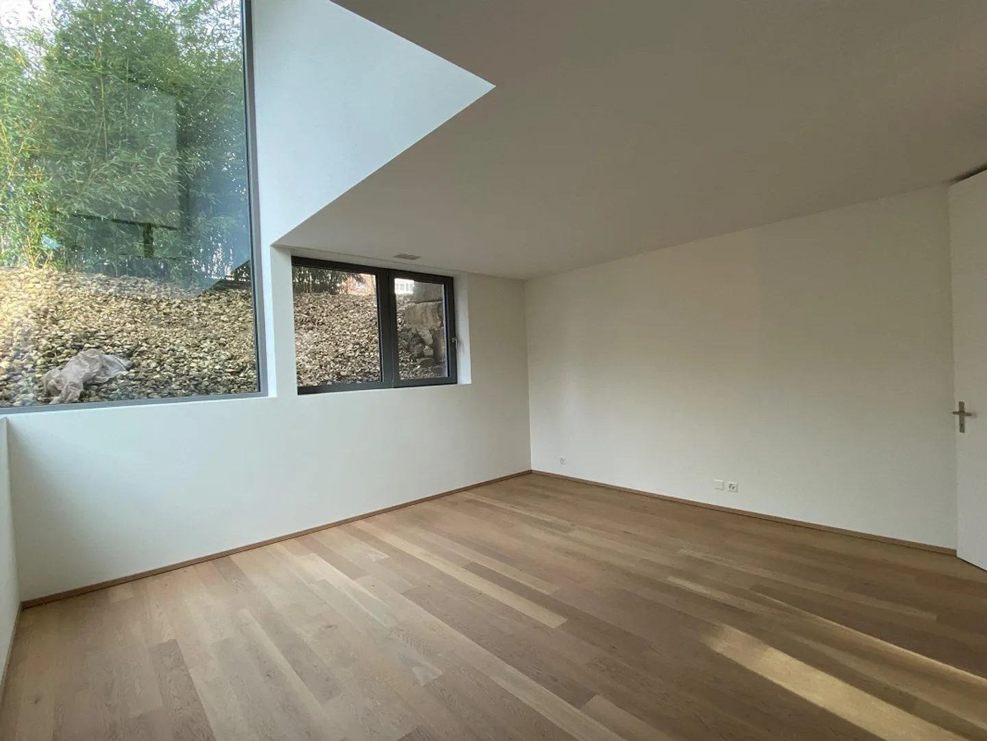 Appartamento duplex moderno e unico con area giardino - Foto 12 di 13
