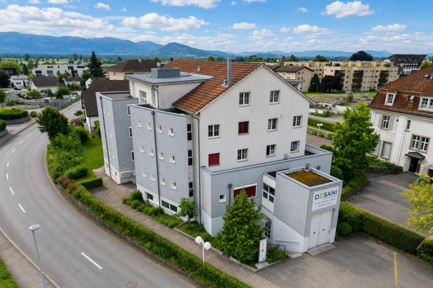 Spazi per uffici pratici vicino alla stazione di Altstätten - Foto 1 di 11