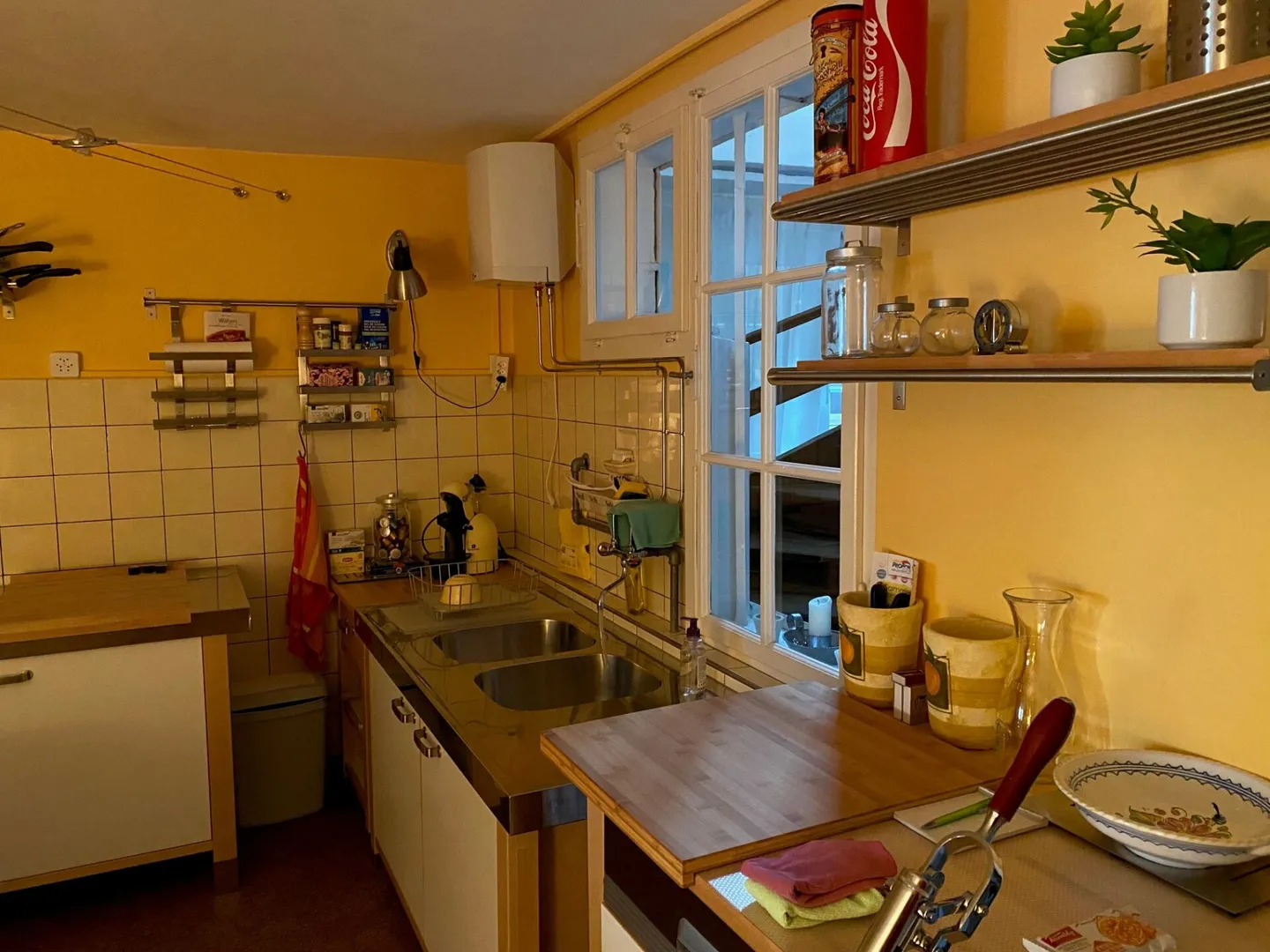 LARGE REAL ESTATE - Rarity in the Old Town of Murten - Photo 7 of 14