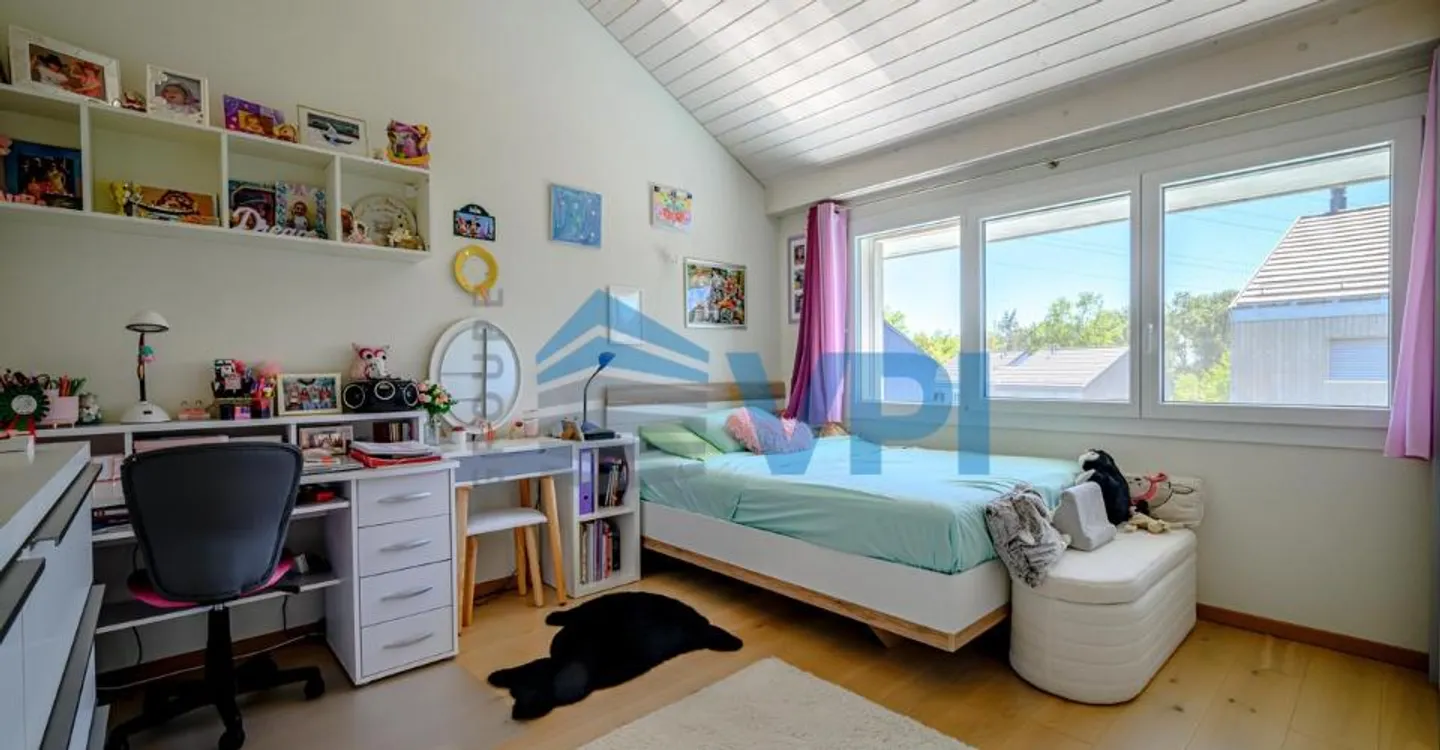 Magnifica villa indipendente di 6,5 locali con piscina - Foto 8 di 12
