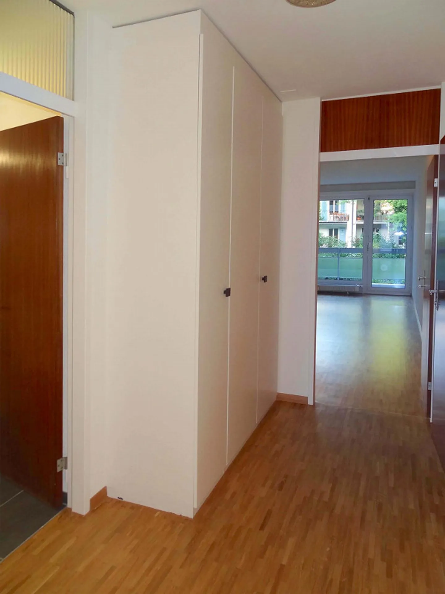 Appartamento centrale di 2,5 stanze con balcone - Foto 4 di 8