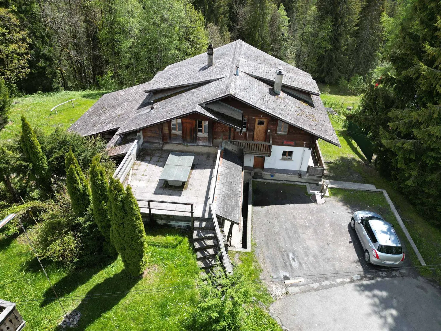Spacious Chalet for Groups - Photo 2 of 13