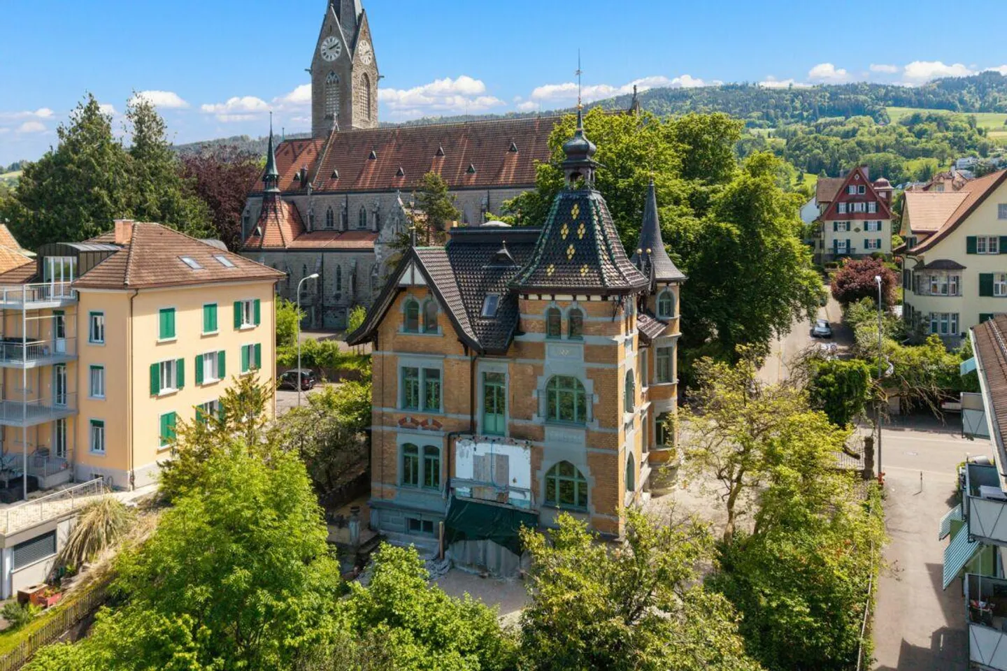 Villa entièrement rénovée dans un emplacement central avec vue sur le lac - Photo 13 sur 16