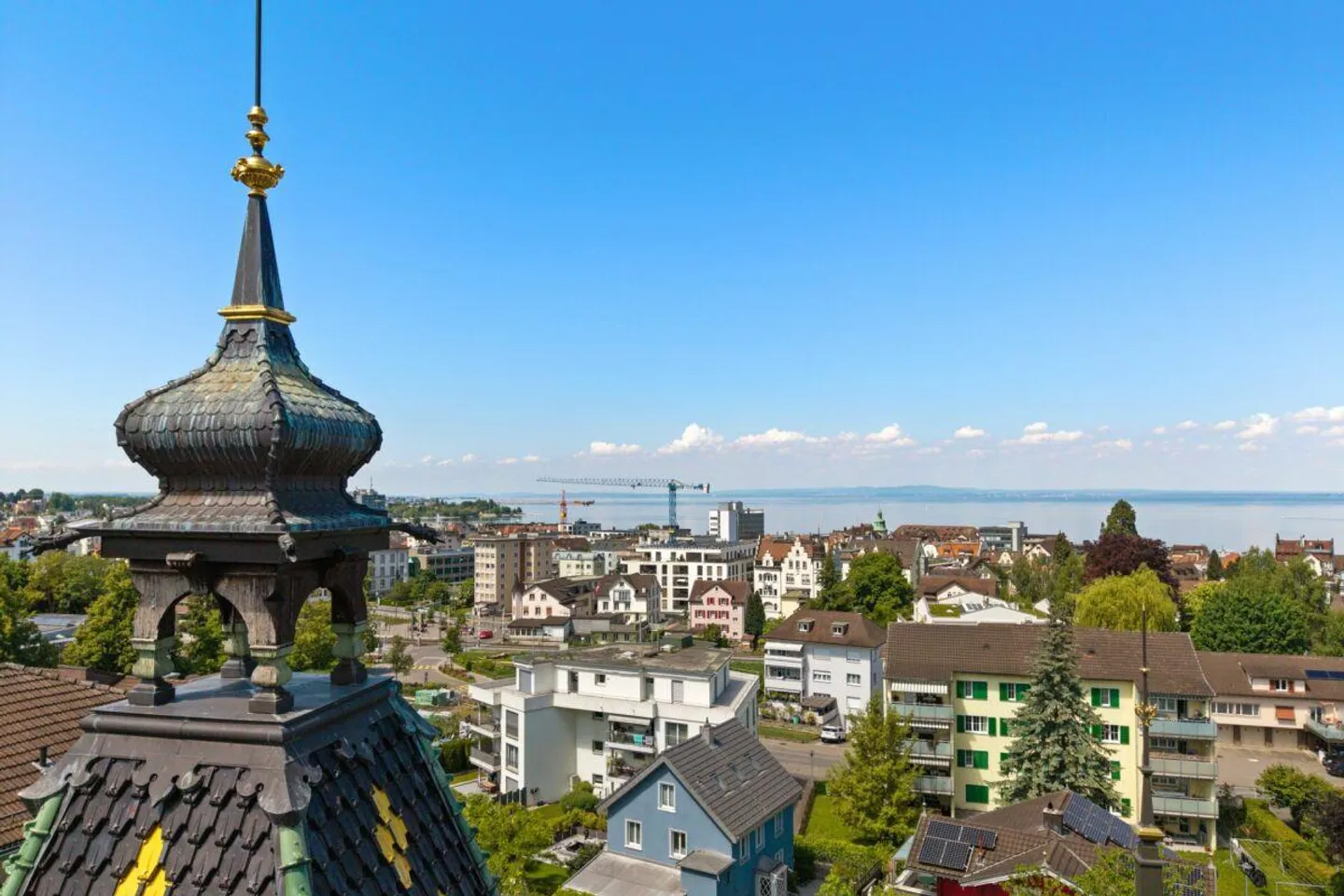 Villa entièrement rénovée dans un emplacement central avec vue sur le lac - Photo 15 sur 16