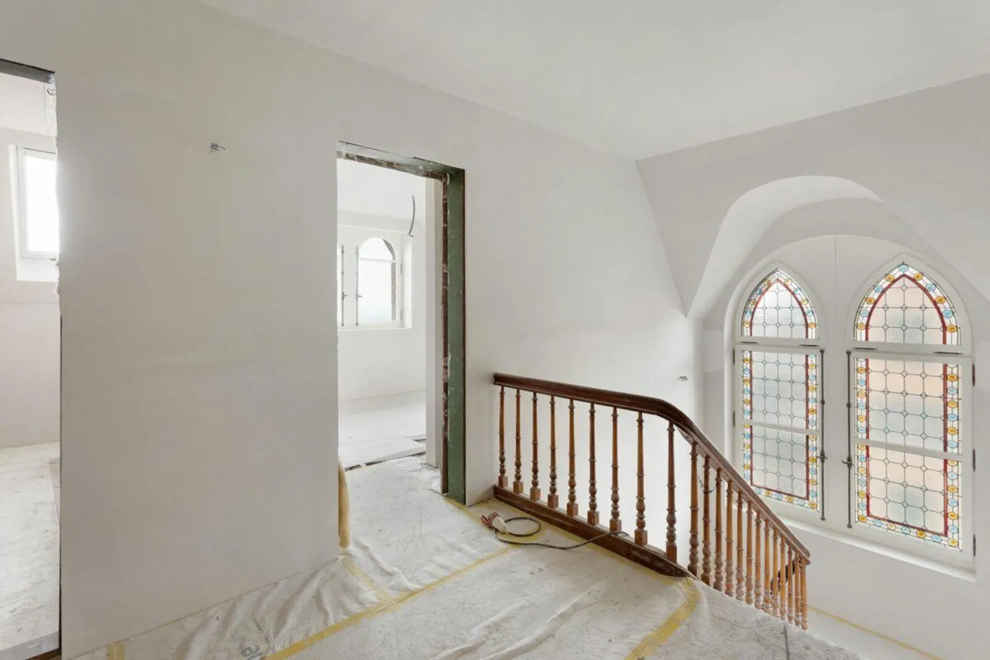 Villa entièrement rénovée dans un emplacement central avec vue sur le lac - Photo 7 sur 16