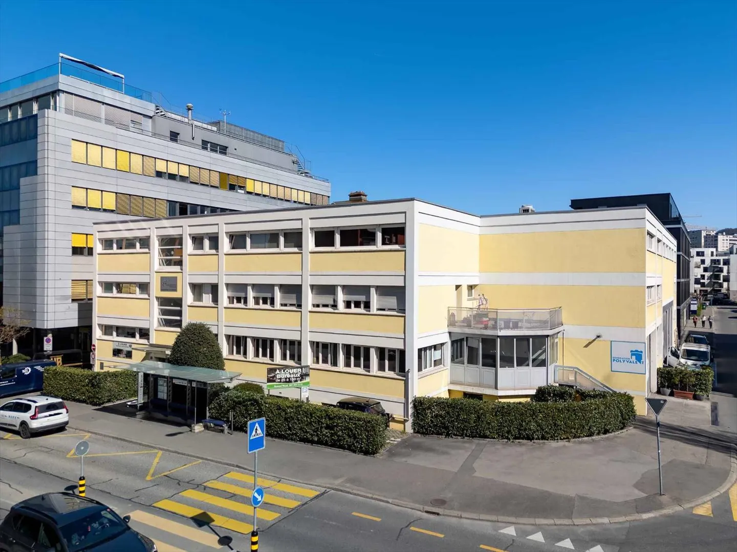 Rental spaces: renovated, visible and versatile – 40 to 160 m² - Photo 1 of 7