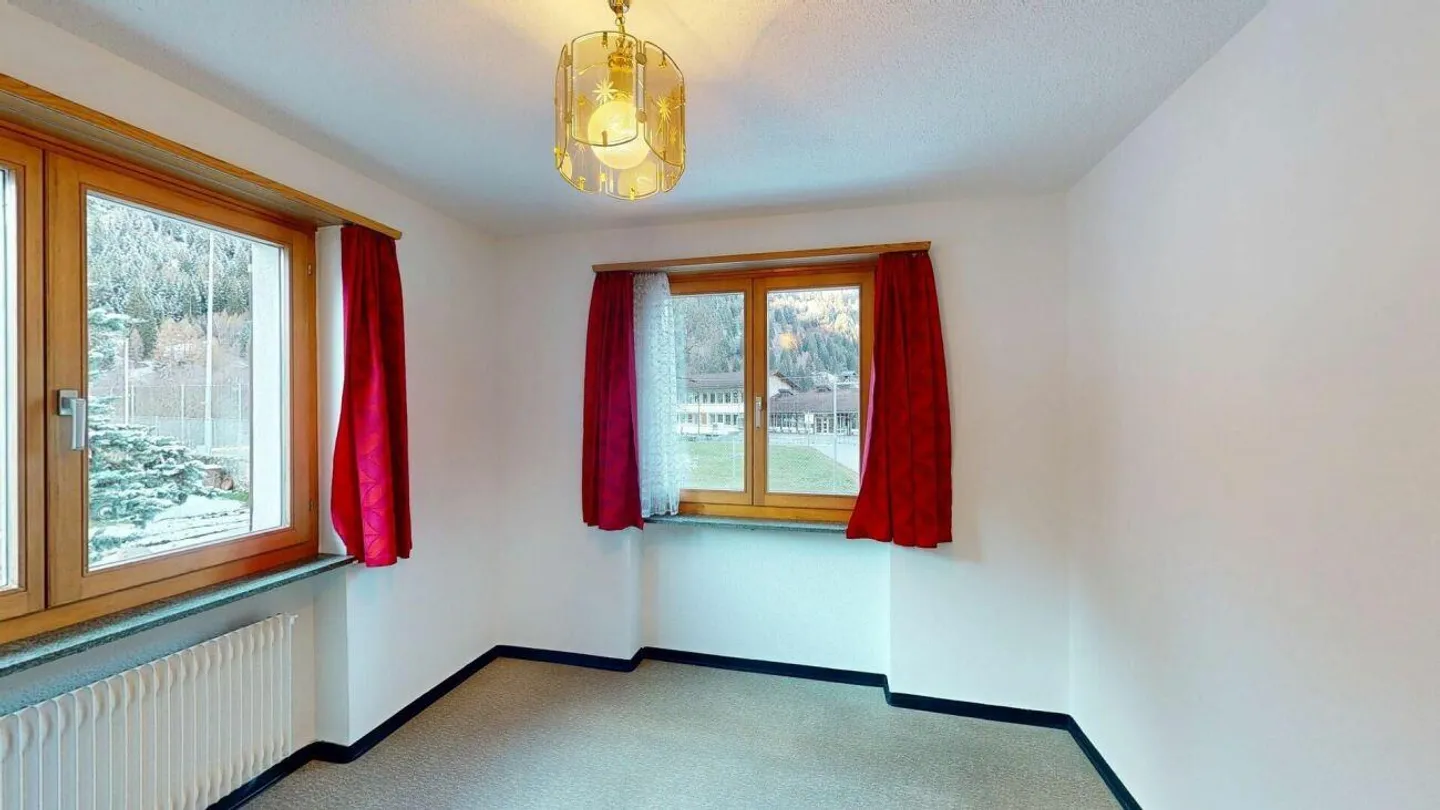 Casa unifamiliare accogliente con molto spazio e zona residenziale tranquilla - Foto 5 di 19