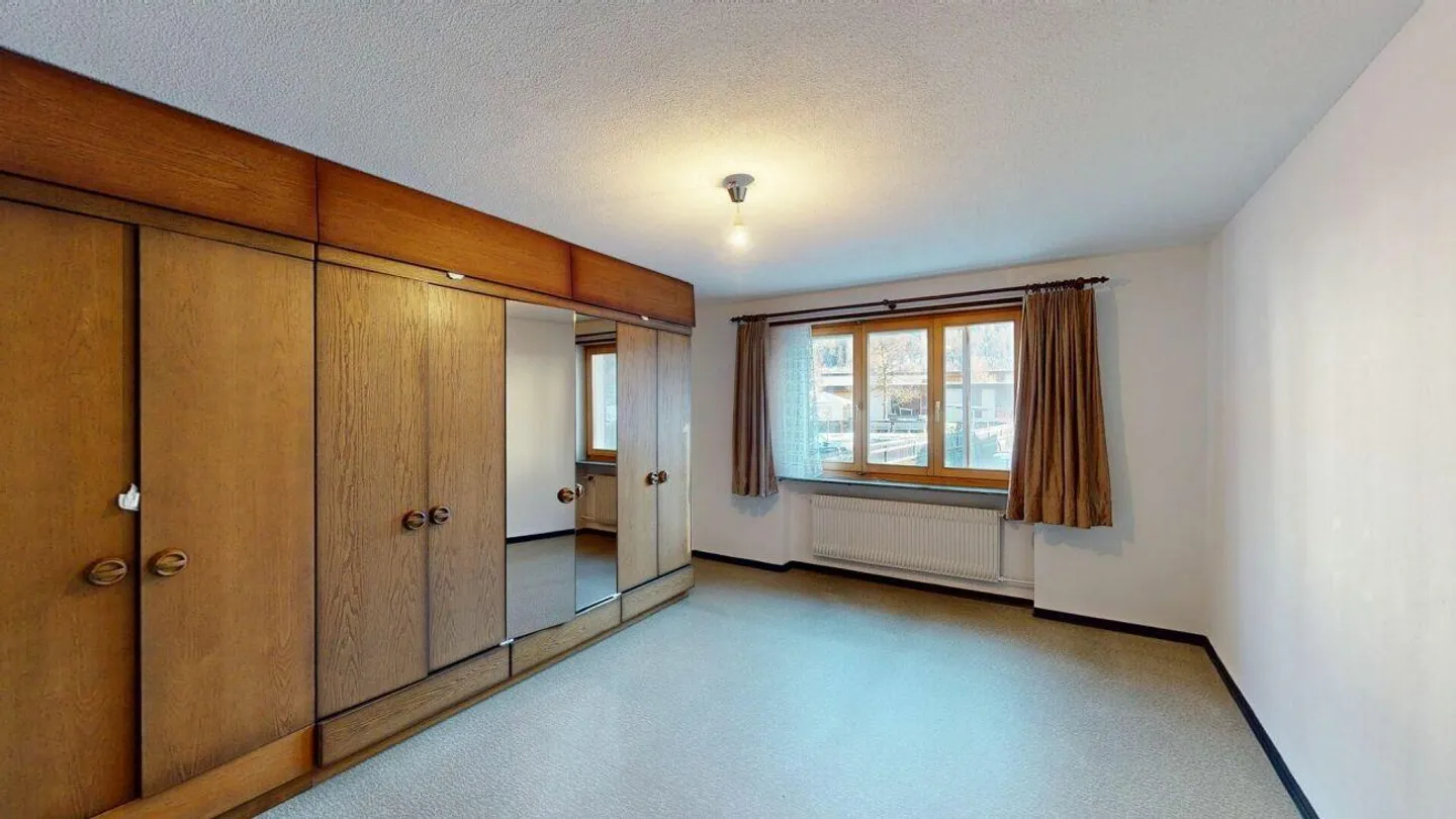 Casa unifamiliare accogliente con molto spazio e zona residenziale tranquilla - Foto 7 di 19