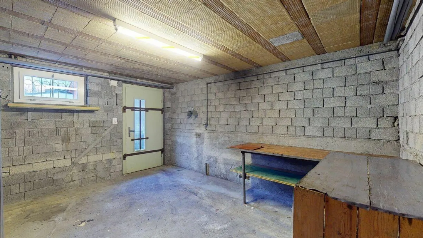 Casa unifamiliare accogliente con molto spazio e zona residenziale tranquilla - Foto 12 di 19