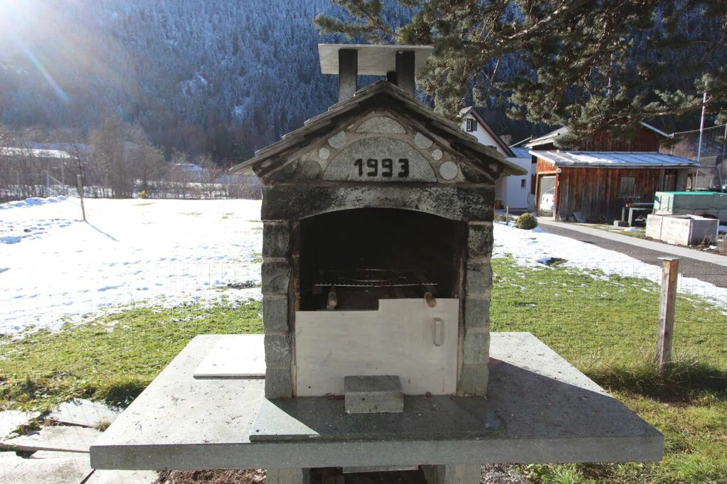 Casa unifamiliare accogliente con molto spazio e zona residenziale tranquilla - Foto 15 di 19