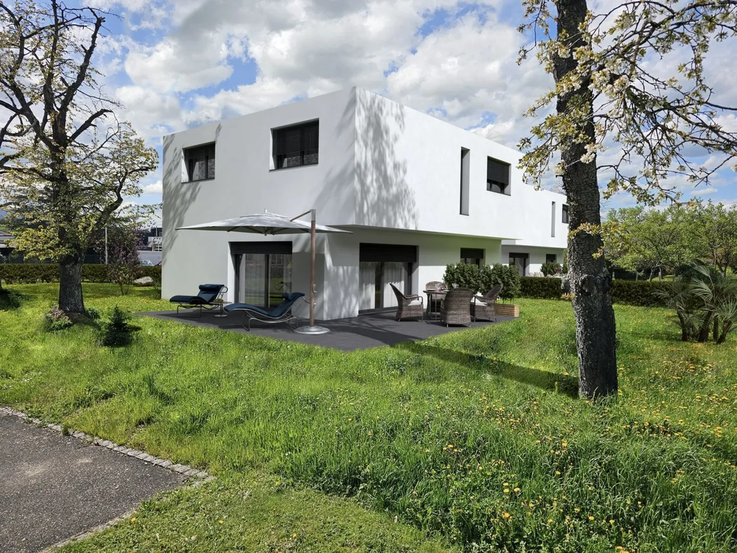 Stunning 5.5-room villas with beautiful flat land and unobstructed view - Photo 1 of 3